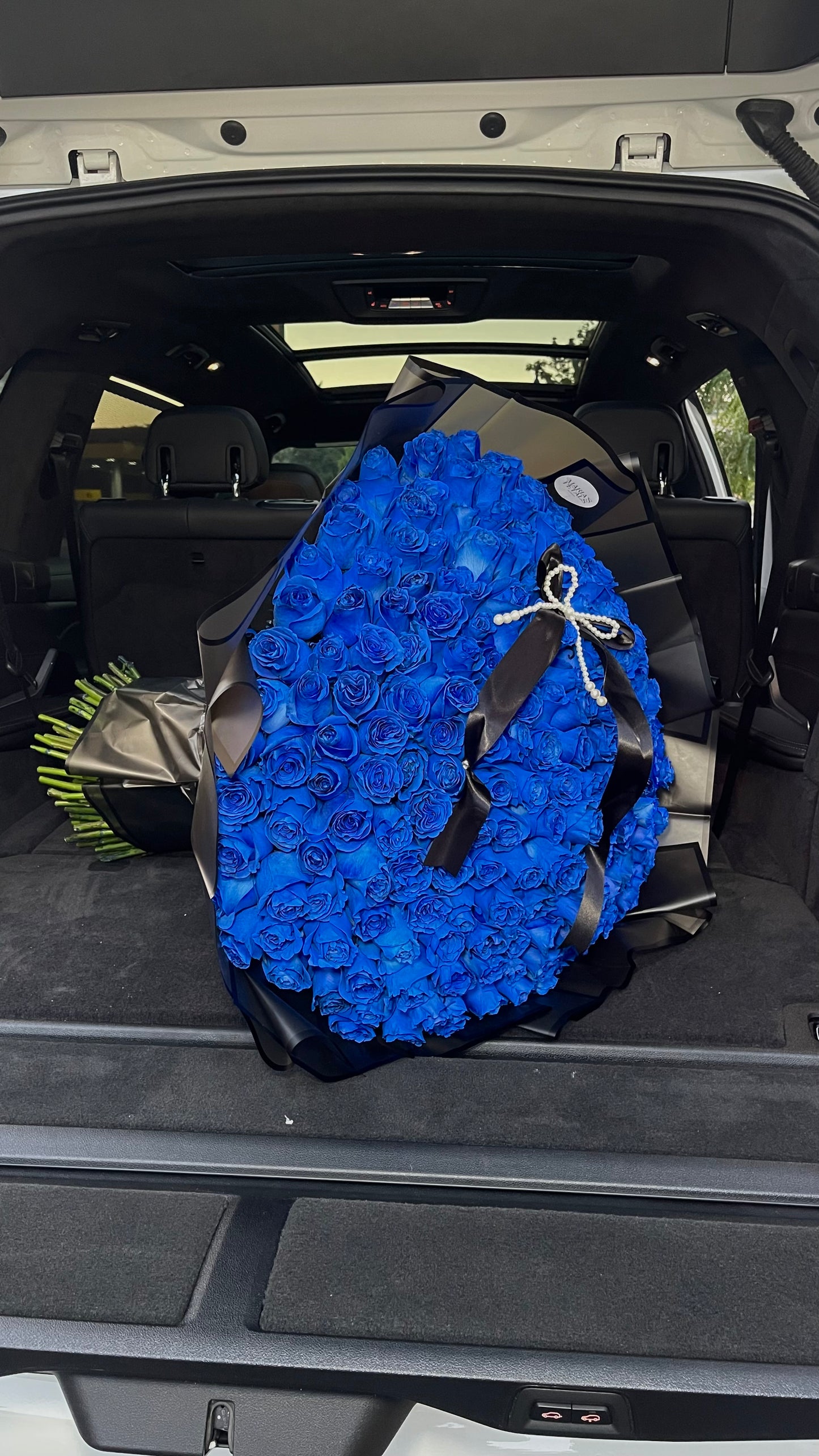 Premium Long Stem Bouquet