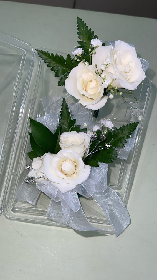 3 Spray Rose Corsage